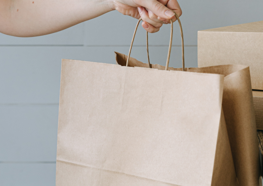Kraft paper cord for eco-friendly retail bag handles